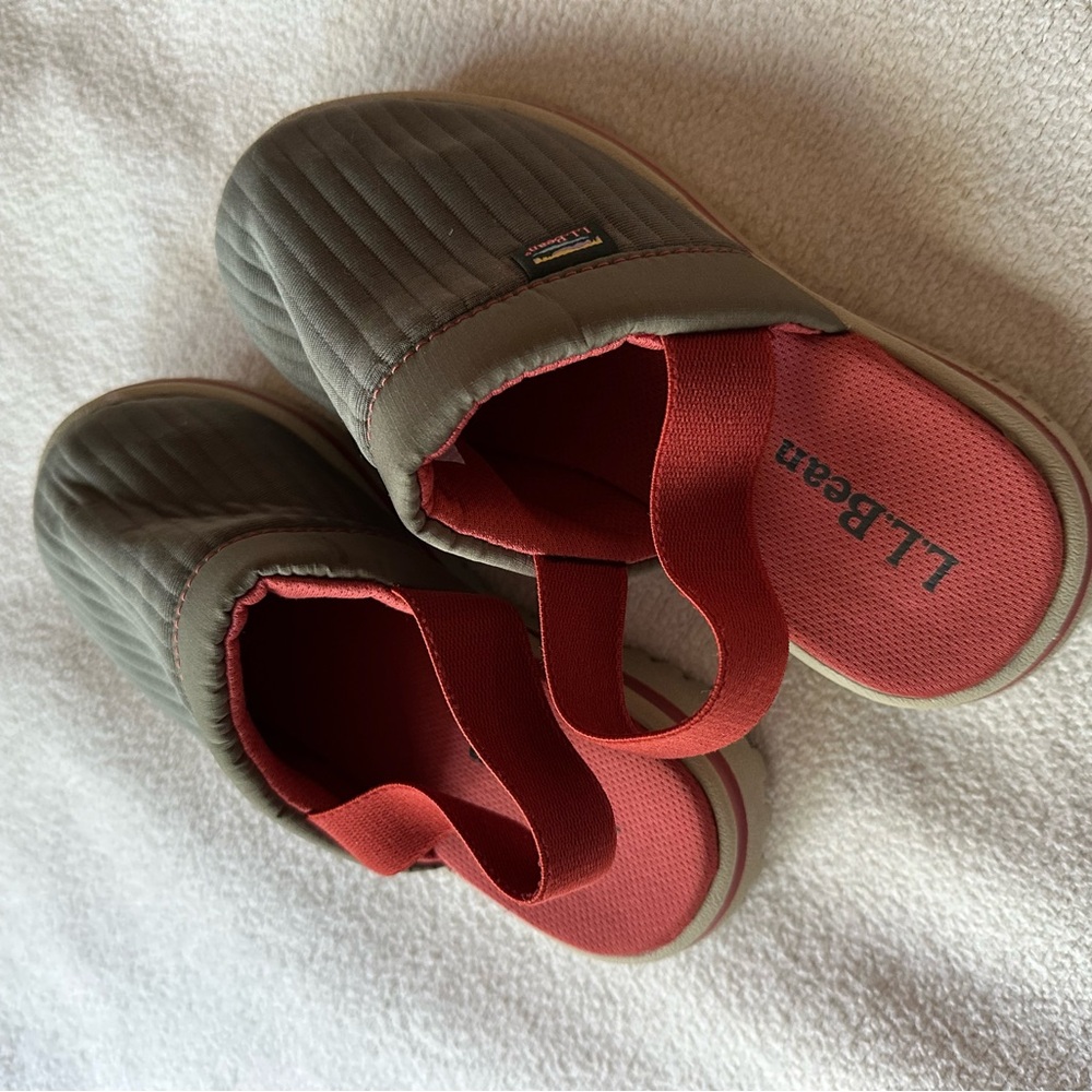 LL BEAN NWOT Kids Shoes Slide on size12/13